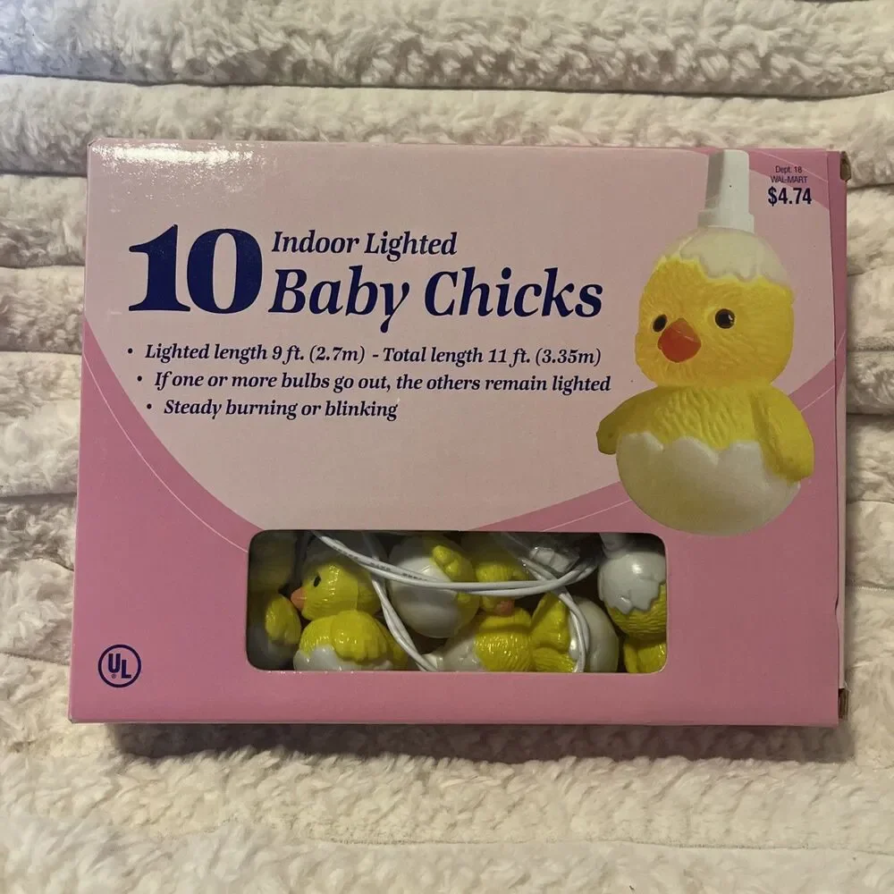 Vintage Baby Chicks Indoor Lighted String 10 Lights Easter 1 Strand Blow Mold